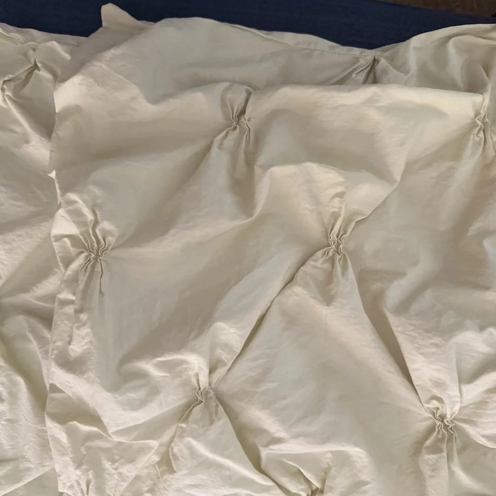 West Elm King Pintuck Duvet Cover Set Standard Shams 3 PCS Celery Organic Cotton